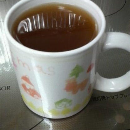 生姜紅茶が大好きなので、大きいカップに入れていただきました(^^♪蜂蜜が入ると、よりおいしくなって幸せになりますね～